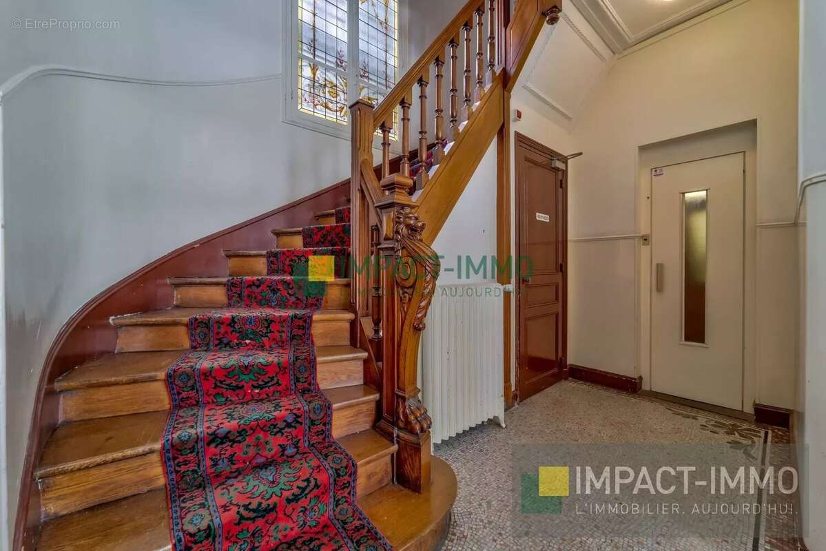 Appartement à PARIS-18E