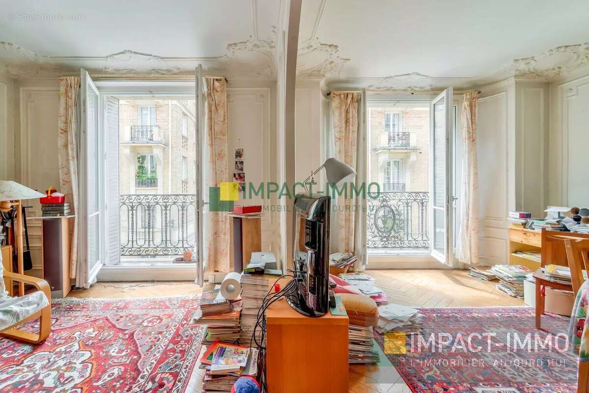Appartement à PARIS-18E