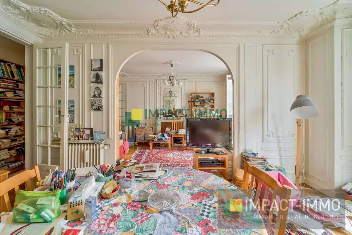 Appartement à PARIS-18E