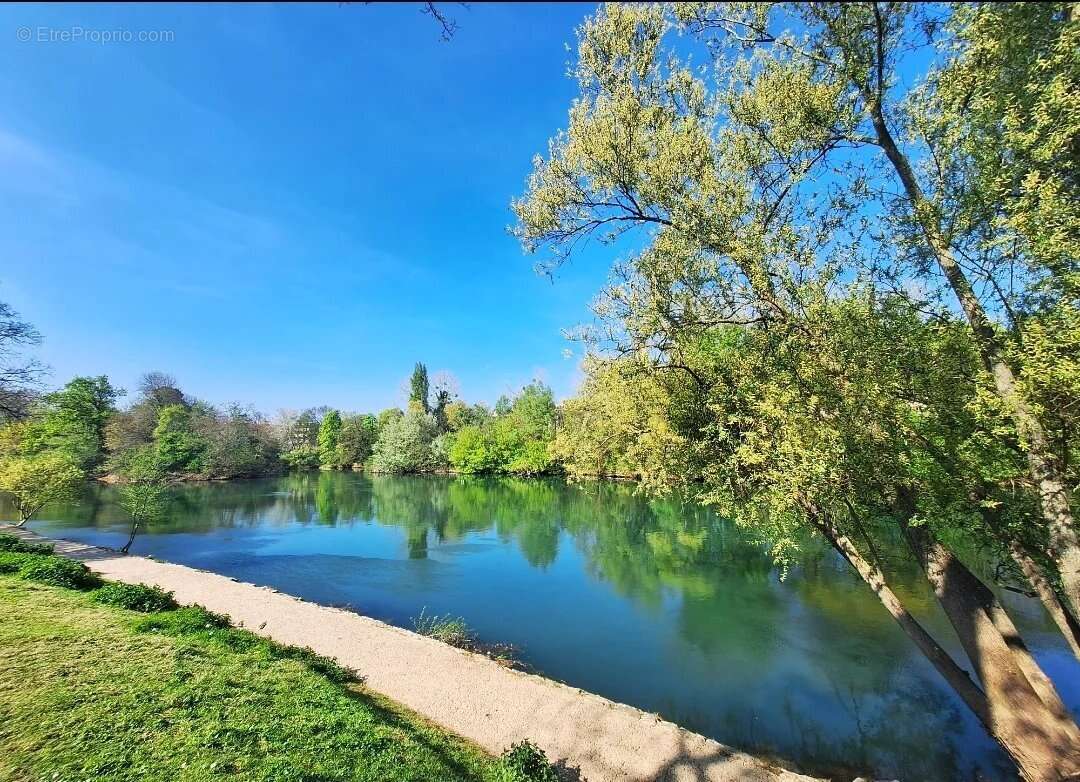 Maison à SAINT-MAUR-DES-FOSSES