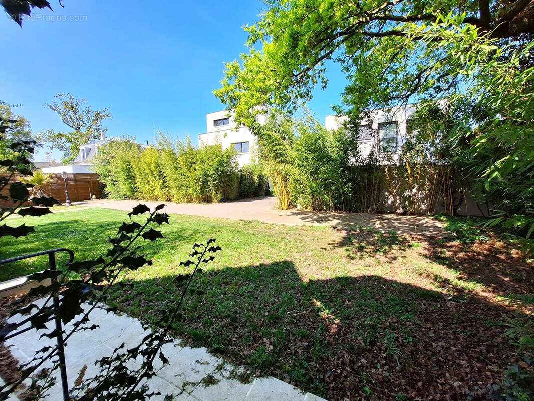 Maison à SAINT-MAUR-DES-FOSSES