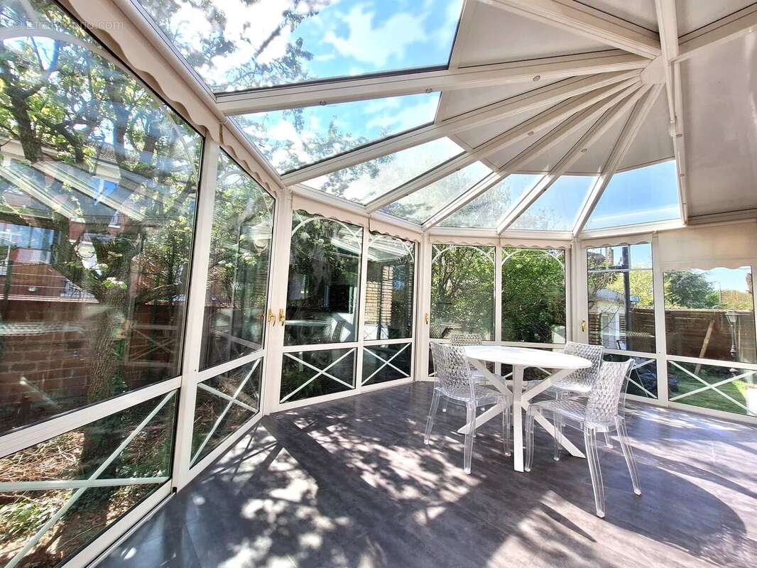 Maison à SAINT-MAUR-DES-FOSSES