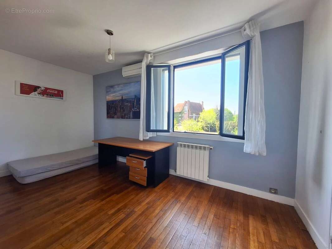 Maison à SAINT-MAUR-DES-FOSSES