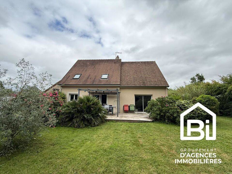 Maison à AMAYE-SUR-ORNE