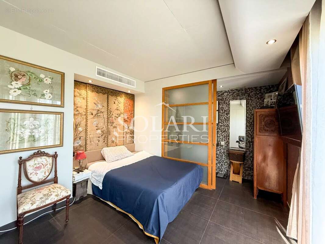 Maison à MANDELIEU-LA-NAPOULE