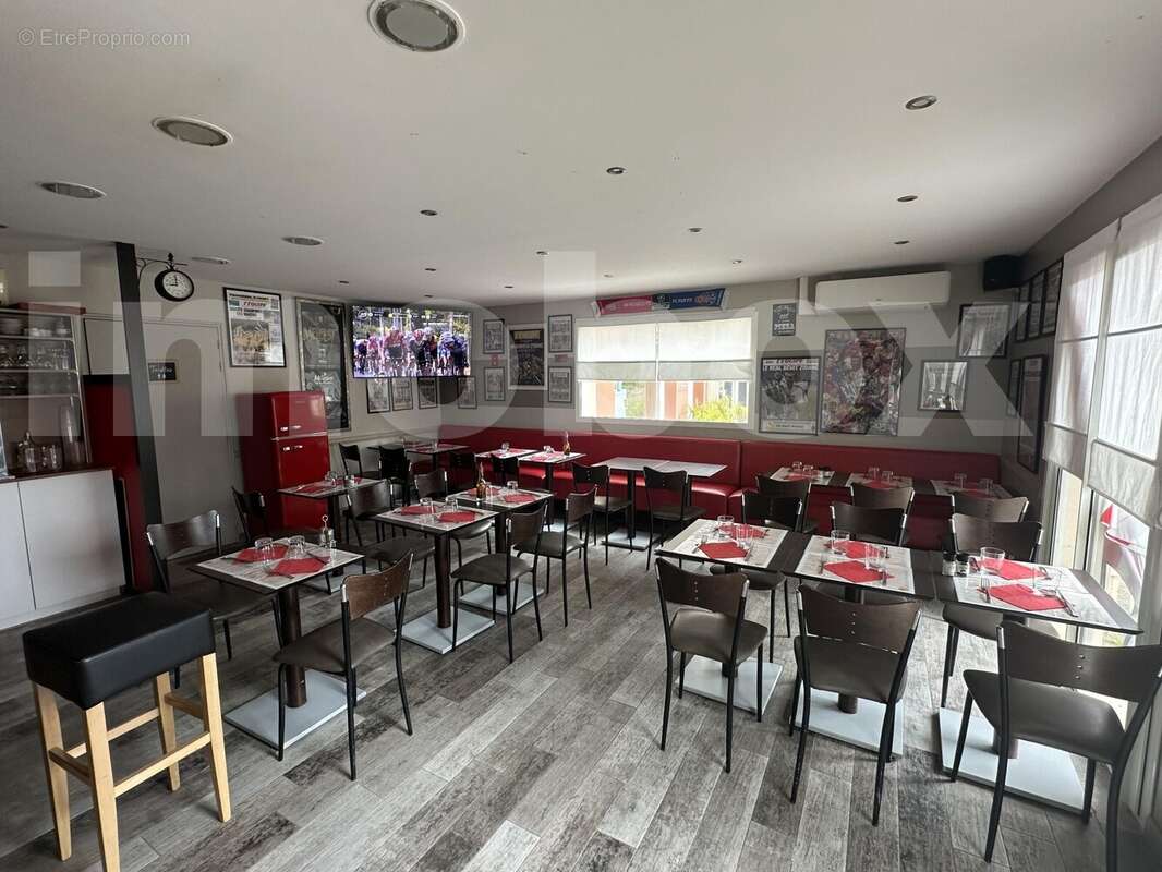 IMG_5858 - Commerce à SAINT-LAURENT-DES-AUTELS