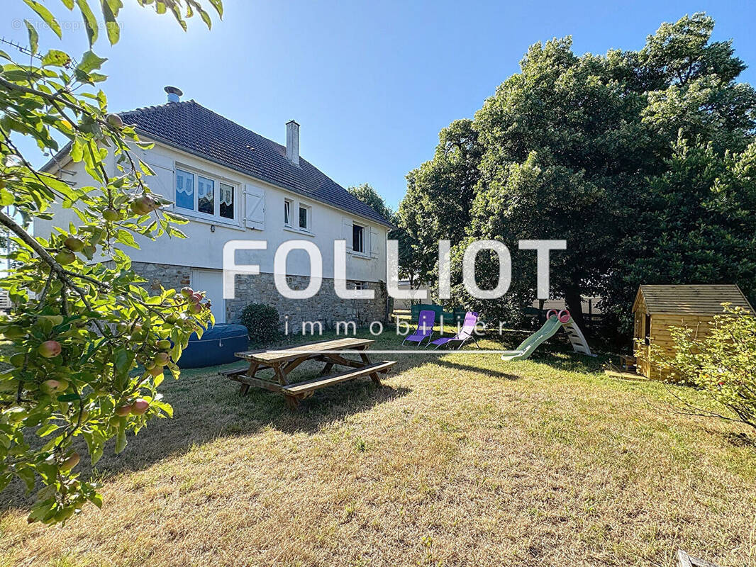 Maison à GOUVILLE-SUR-MER