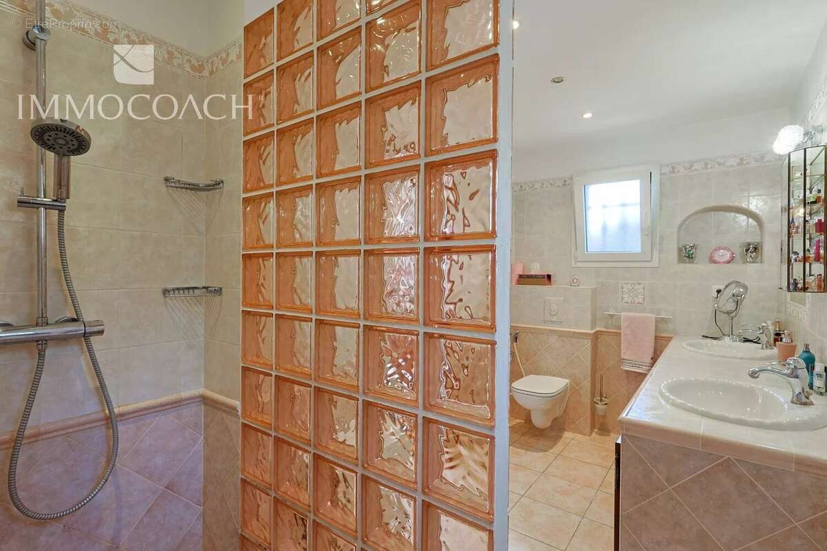 Maison à LA LONDE-LES-MAURES