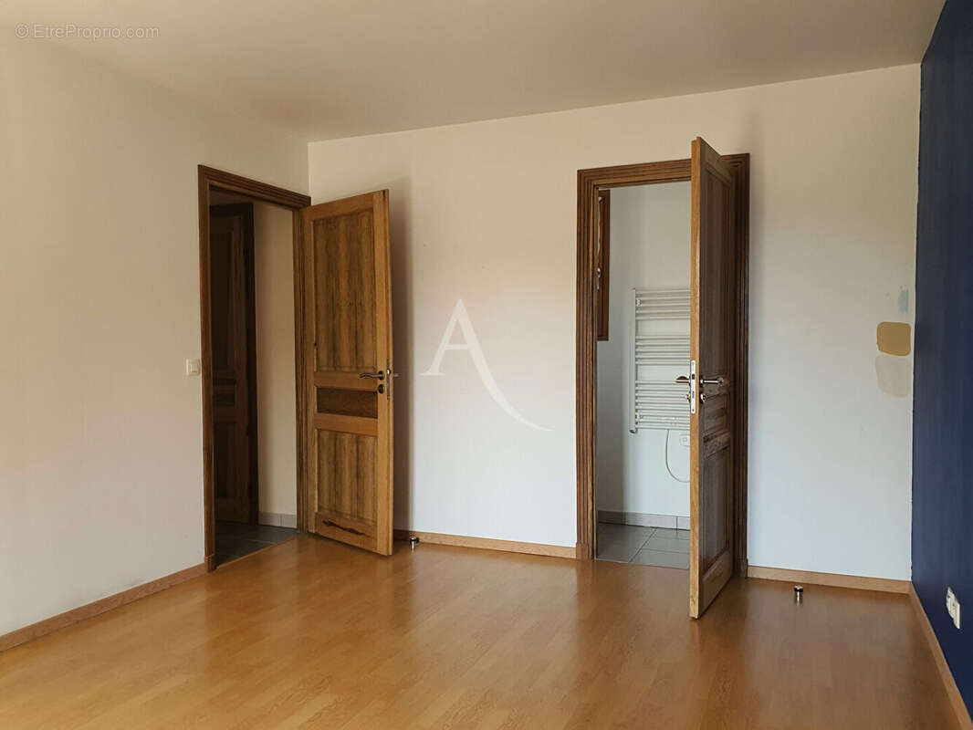 Maison à VILLENTROIS