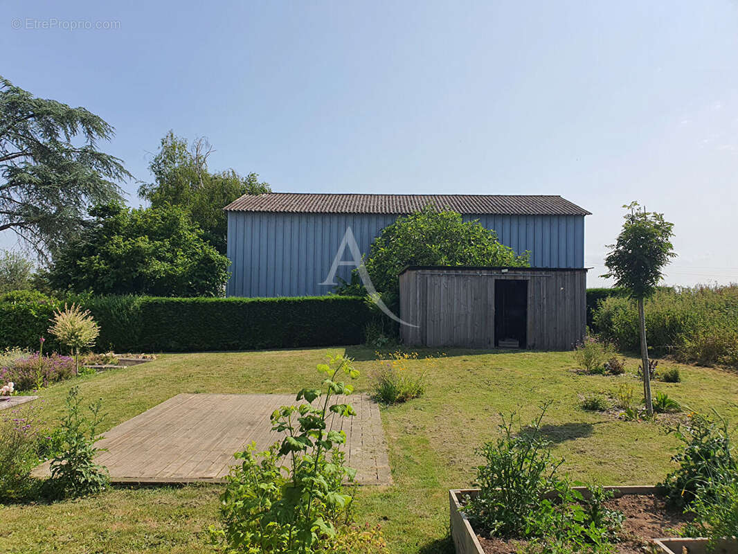 Maison à VILLENTROIS