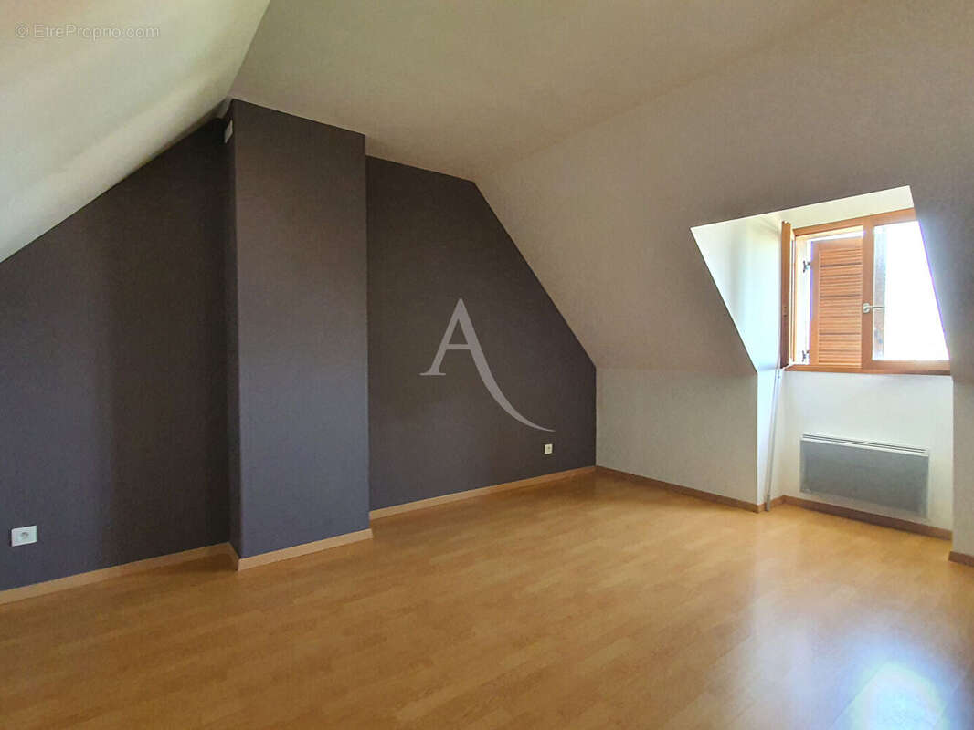 Maison à VILLENTROIS