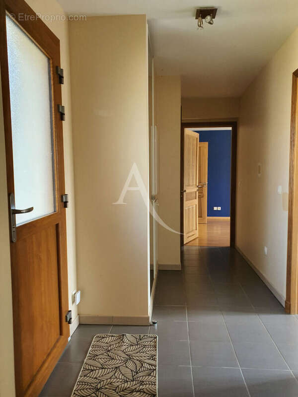 Maison à VILLENTROIS