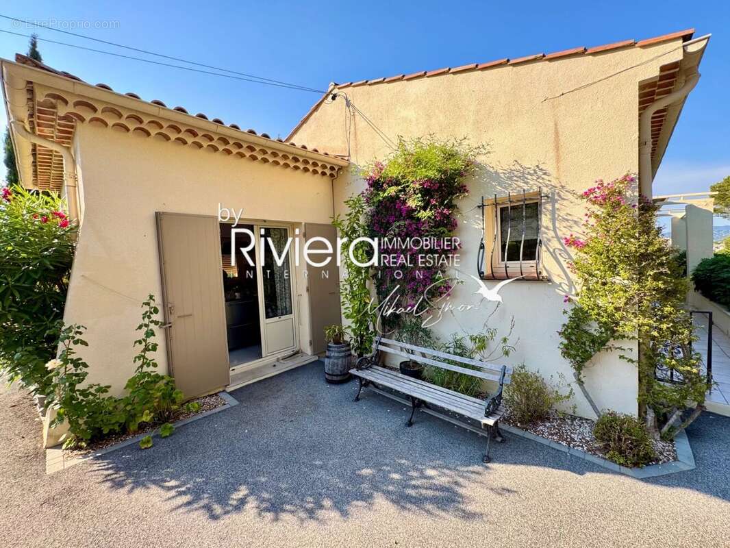 Maison à CAVALAIRE-SUR-MER