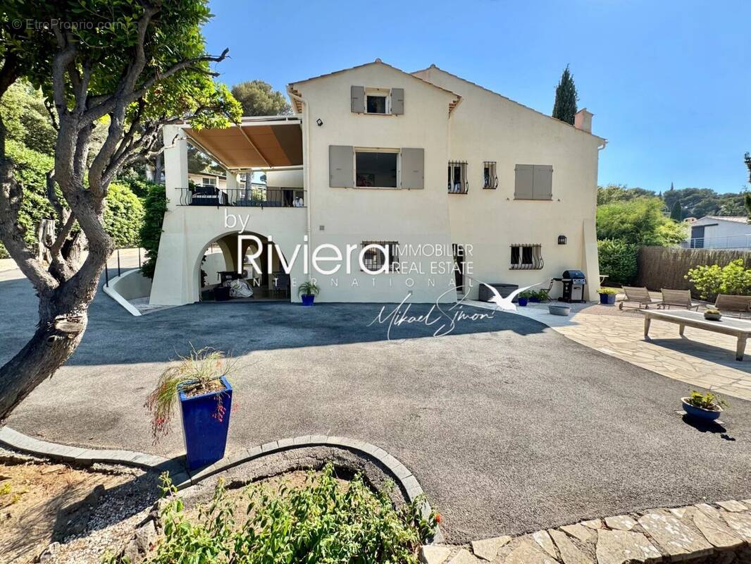 Maison à CAVALAIRE-SUR-MER