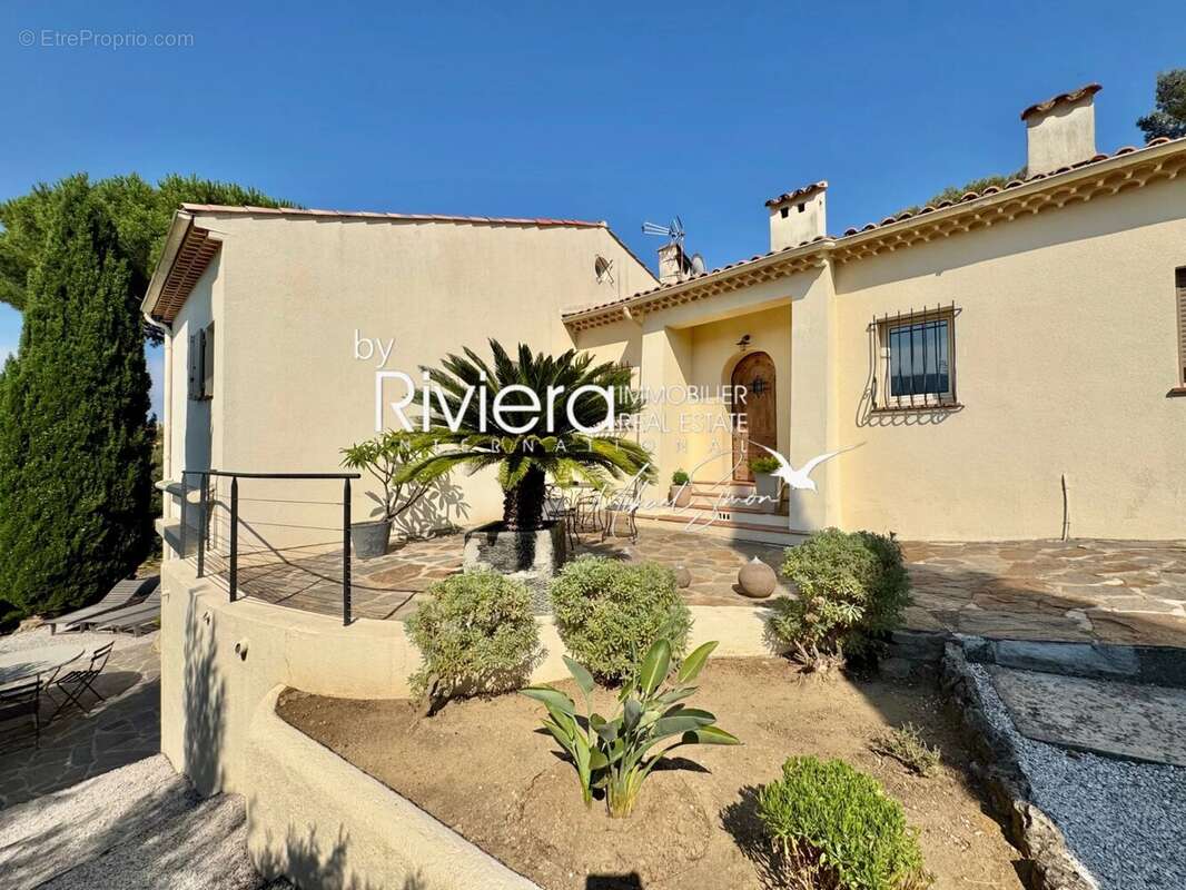 Maison à CAVALAIRE-SUR-MER