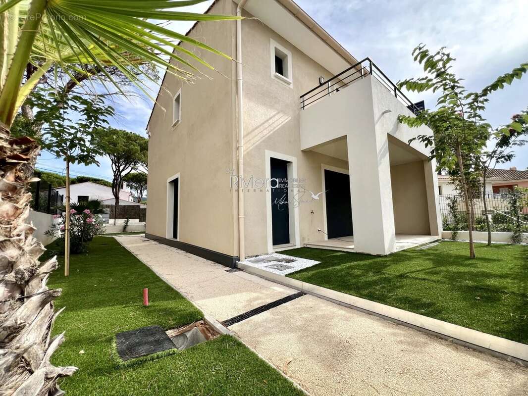 Maison à CAVALAIRE-SUR-MER