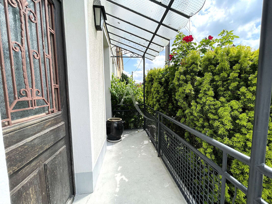 Maison à GRISY-SUISNES