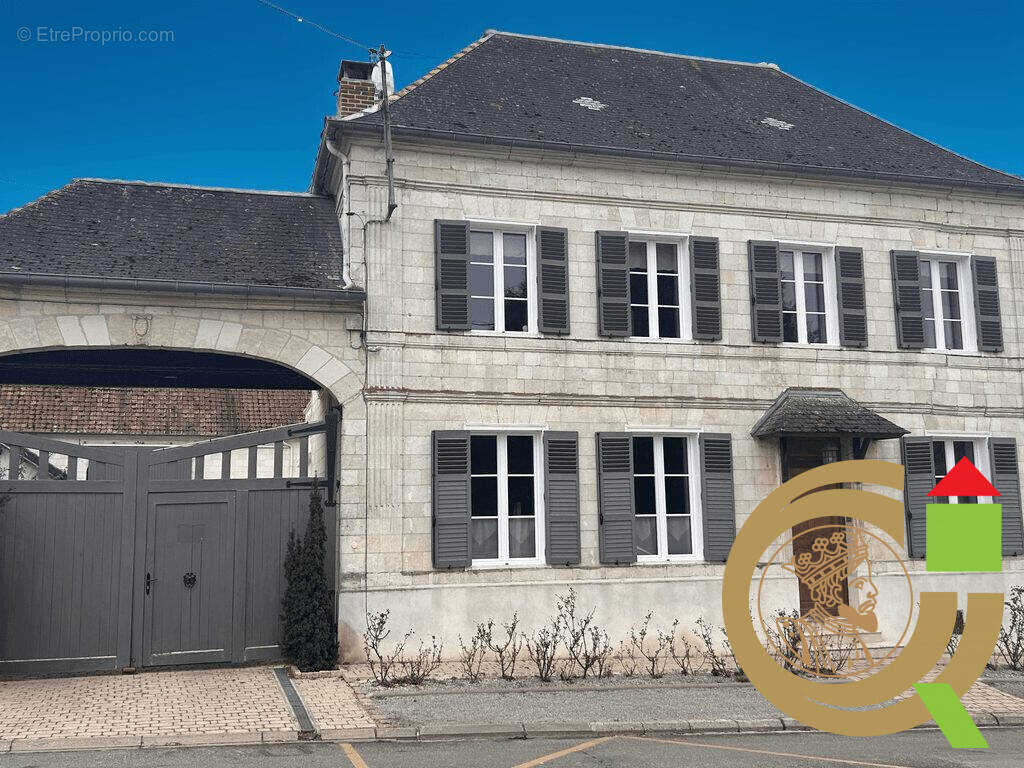 Maison à LATTRE-SAINT-QUENTIN