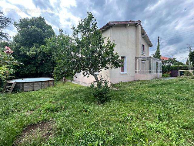   - Maison à RILLIEUX-LA-PAPE