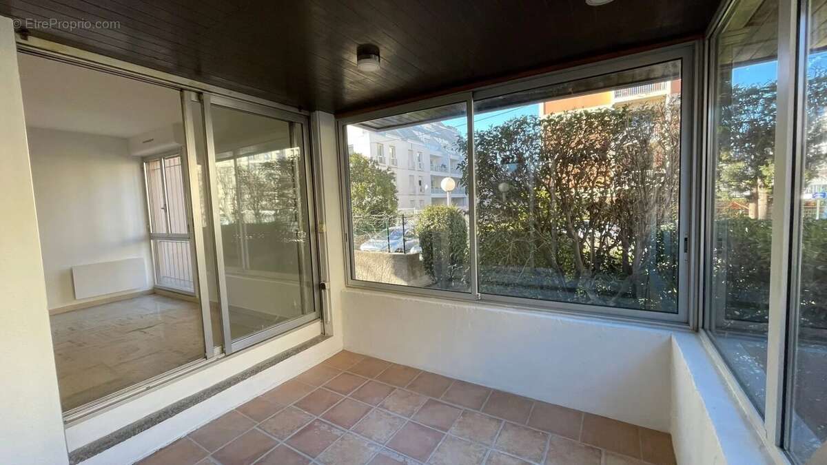 Appartement à MARSEILLE-9E