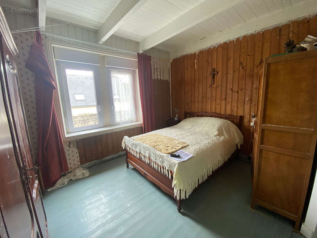 Maison à PLOUZEVEDE