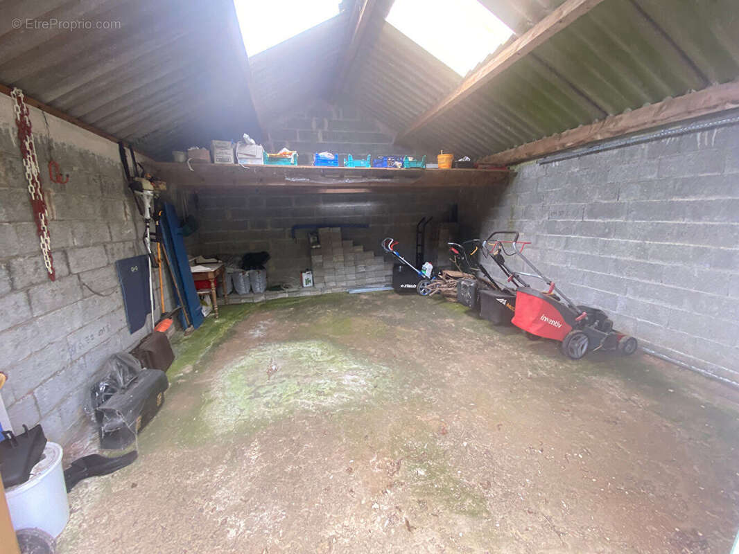 Maison à PLOUZEVEDE