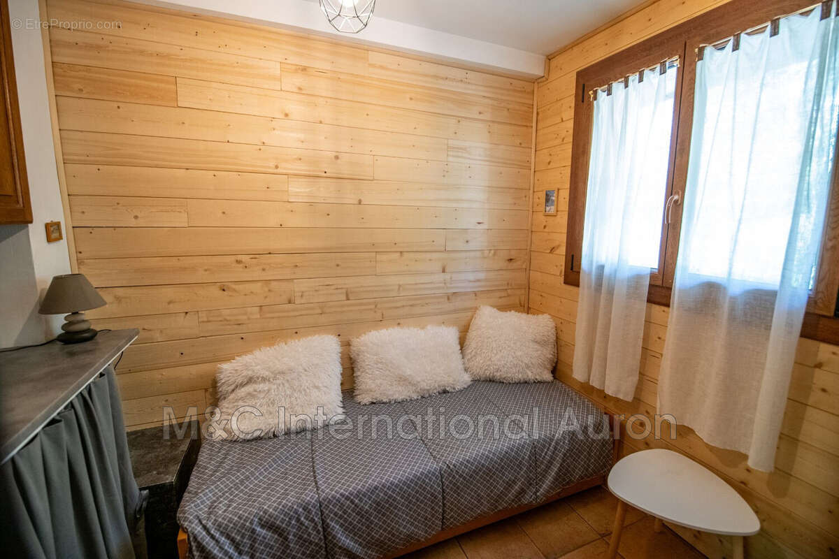 Appartement à SAINT-ETIENNE-DE-TINEE