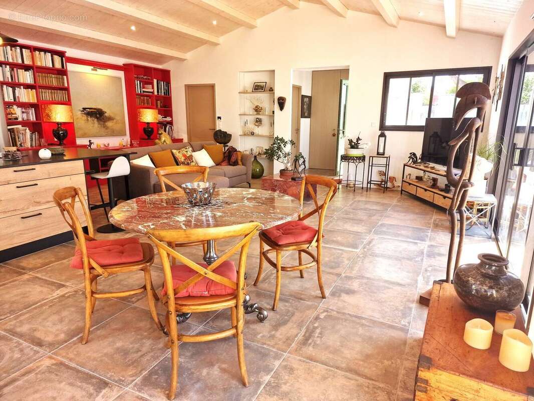 Maison à SAINTE-MARIE-DE-RE