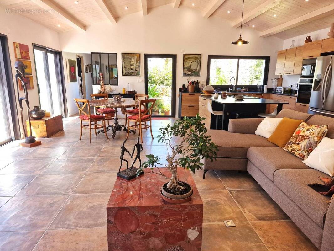 Maison à SAINTE-MARIE-DE-RE