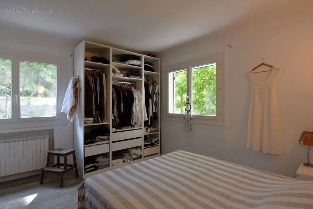 Maison à TOURRETTES