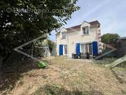 Maison à COMBS-LA-VILLE