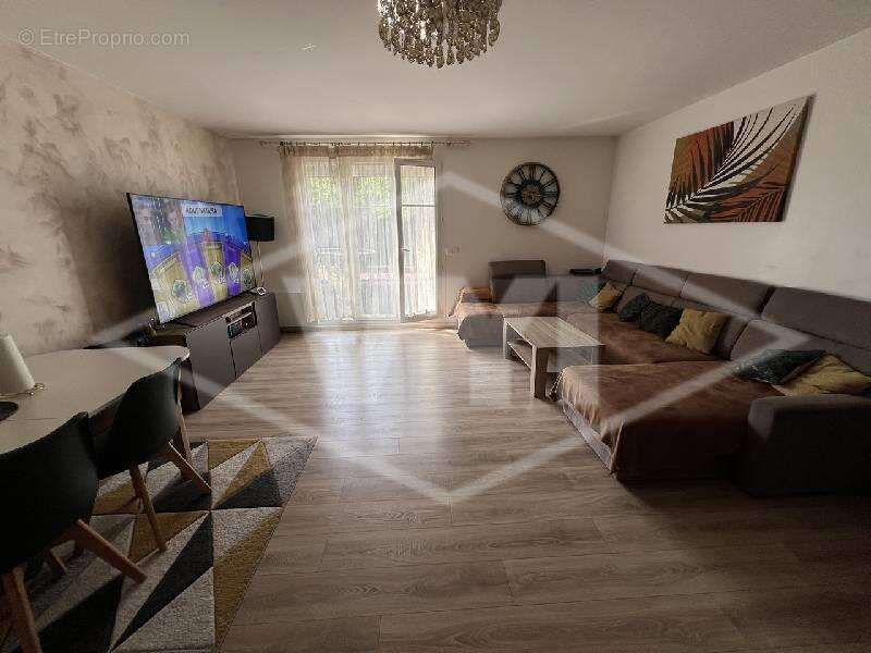 Maison à COMBS-LA-VILLE