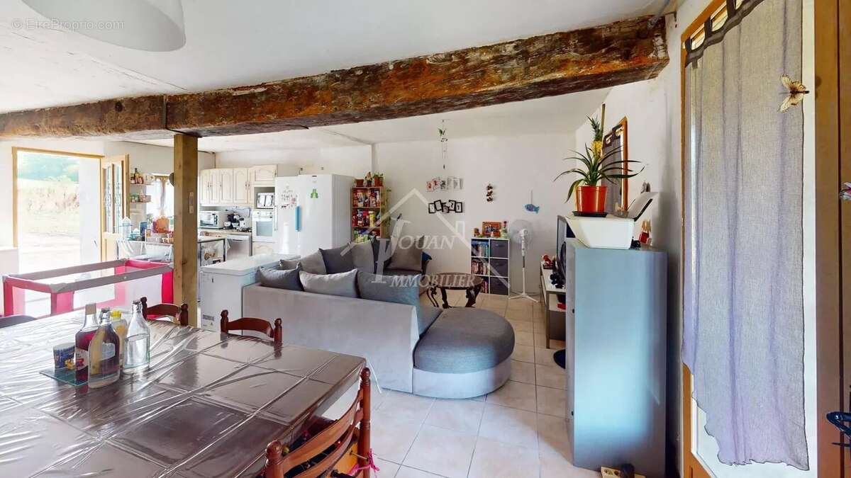 Maison à COSNE-D&#039;ALLIER