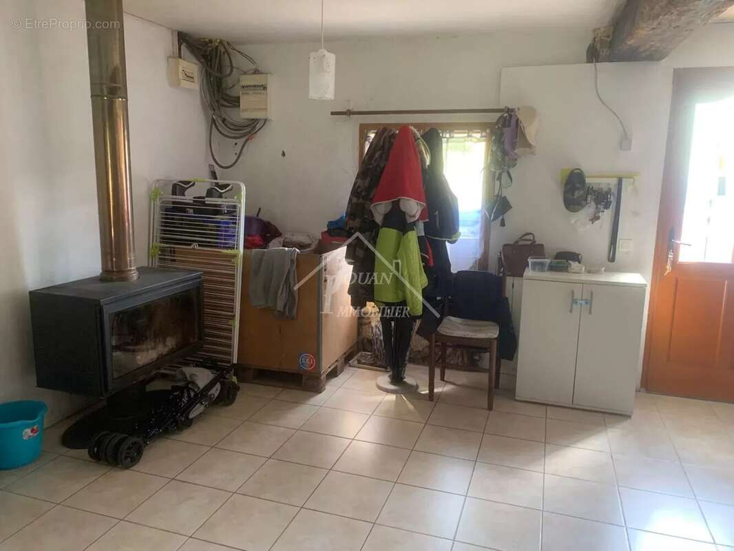 Maison à COSNE-D&#039;ALLIER