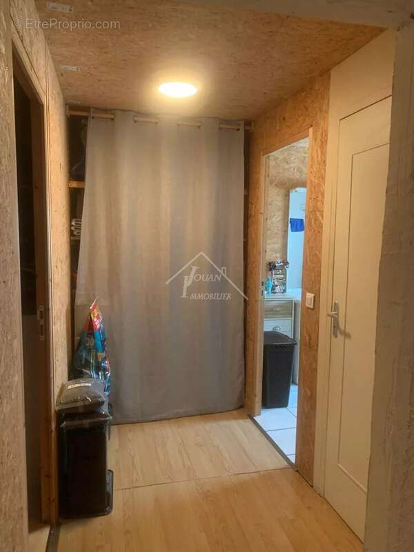 Maison à COSNE-D&#039;ALLIER