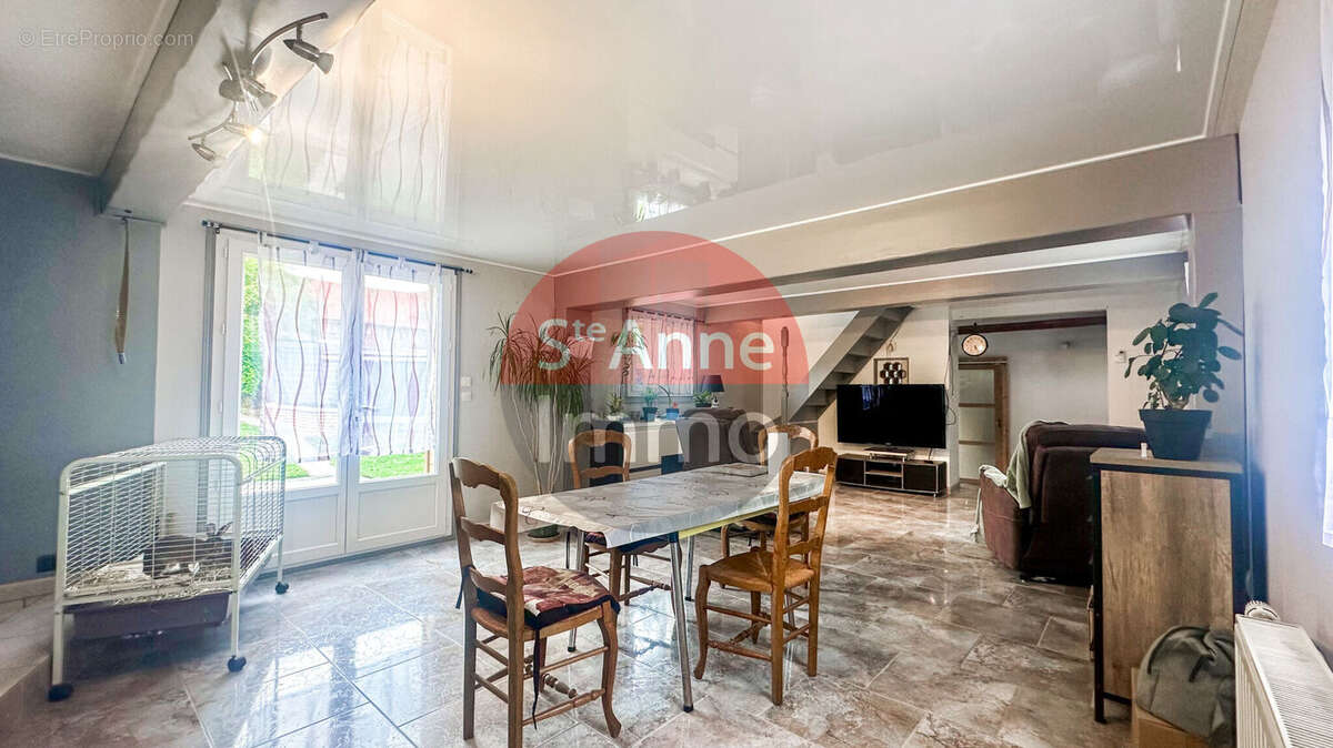 Photo 2 - Maison à ROGY