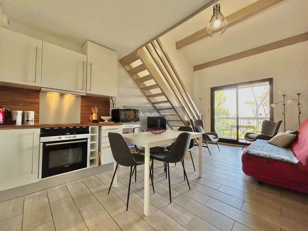 Appartement à FREJUS