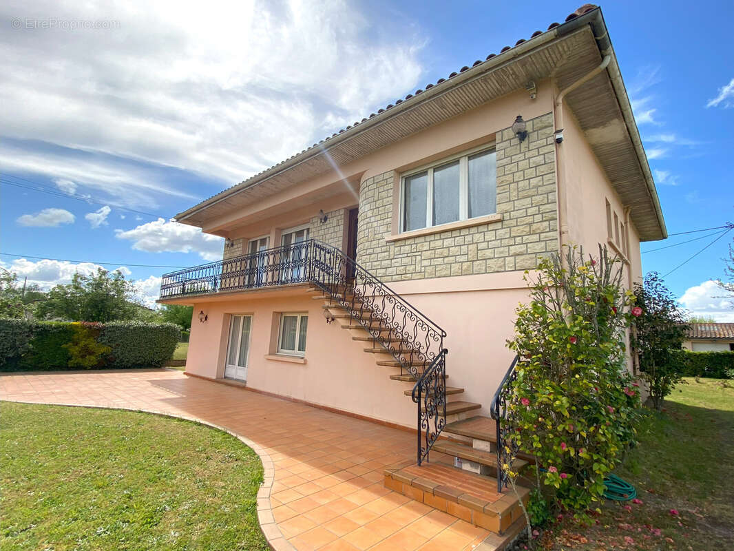 Maison à SAINT-ANDRE-DE-CUBZAC