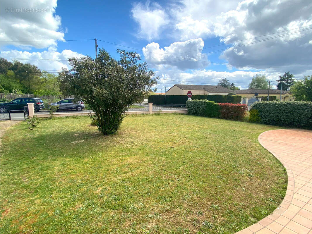 Maison à SAINT-ANDRE-DE-CUBZAC