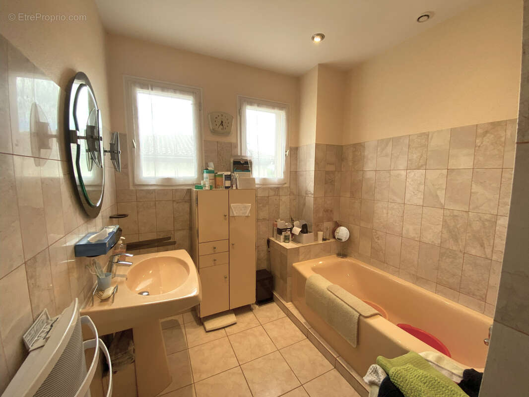 Maison à SAINT-ANDRE-DE-CUBZAC