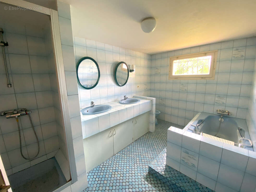 Maison à SAINT-ANDRE-DE-CUBZAC