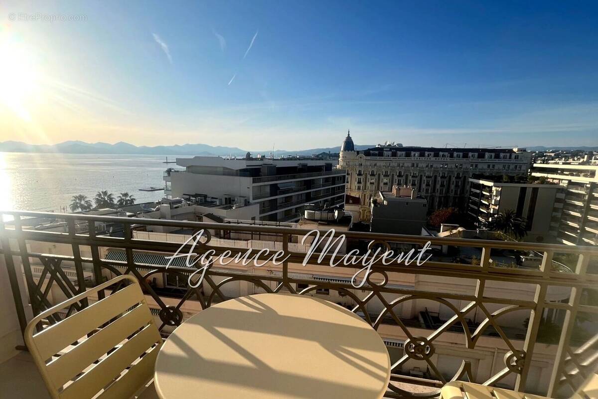 Appartement à CANNES