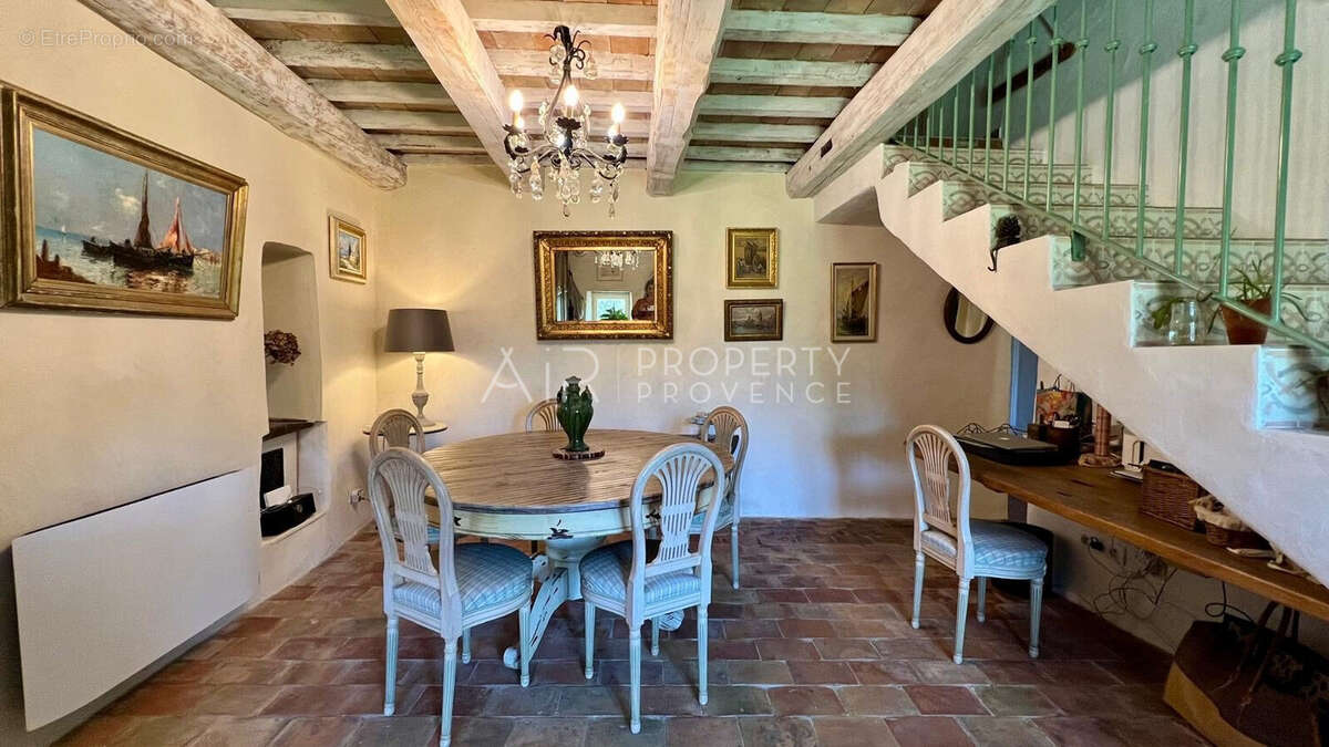 AIR Property Provence - Maison à MERINDOL