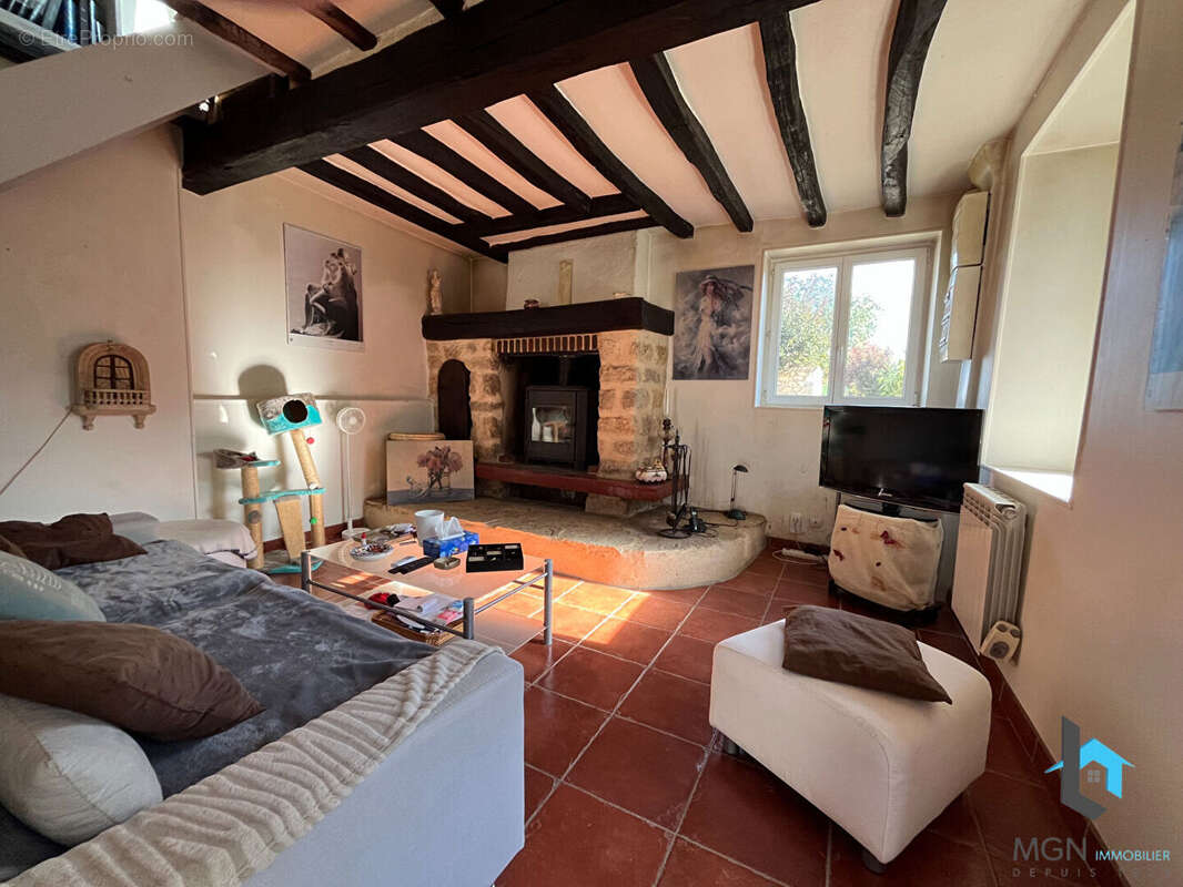 Maison à NEUVY-EN-DUNOIS