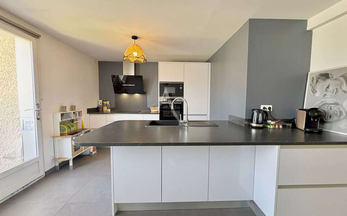 Maison à OZOIR-LA-FERRIERE