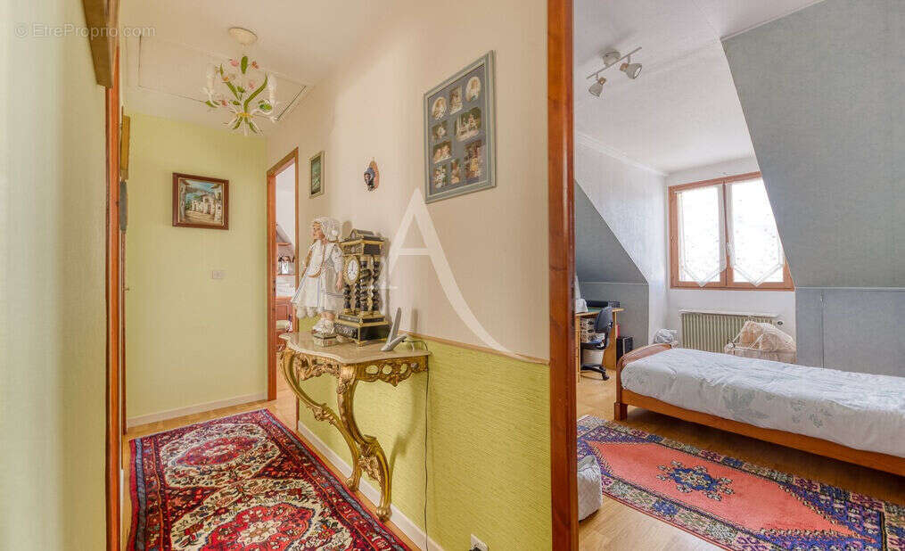 Maison à OZOIR-LA-FERRIERE