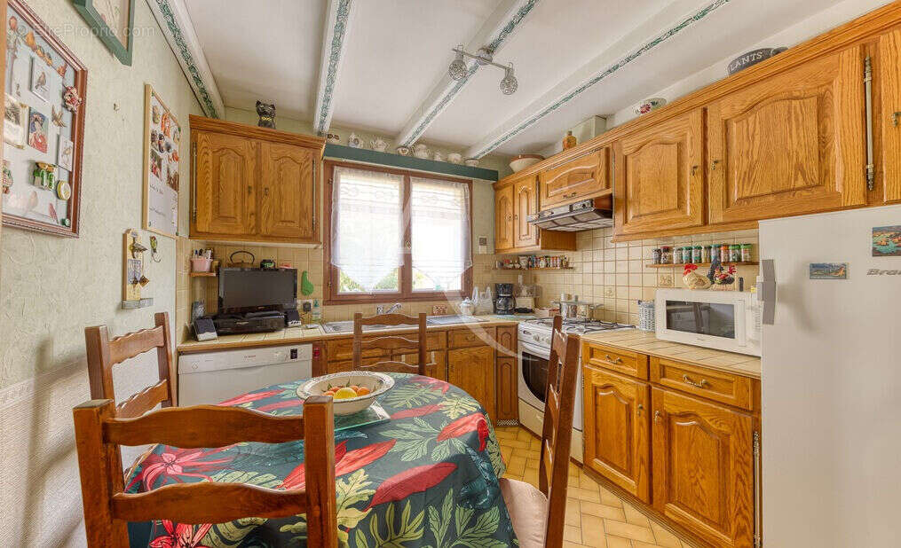 Maison à OZOIR-LA-FERRIERE