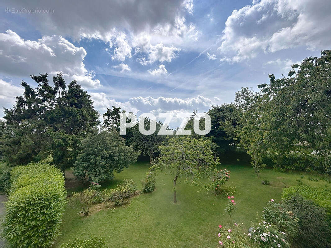 Maison à SAINT-DENIS-LE-GAST