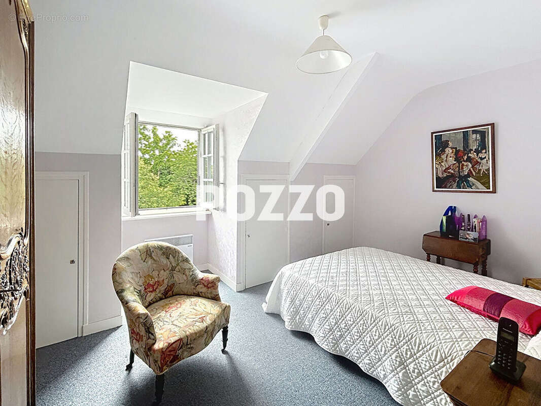 Maison à SAINT-DENIS-LE-GAST