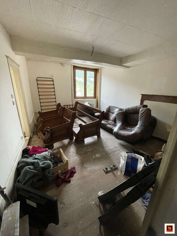 Appartement à THIERS